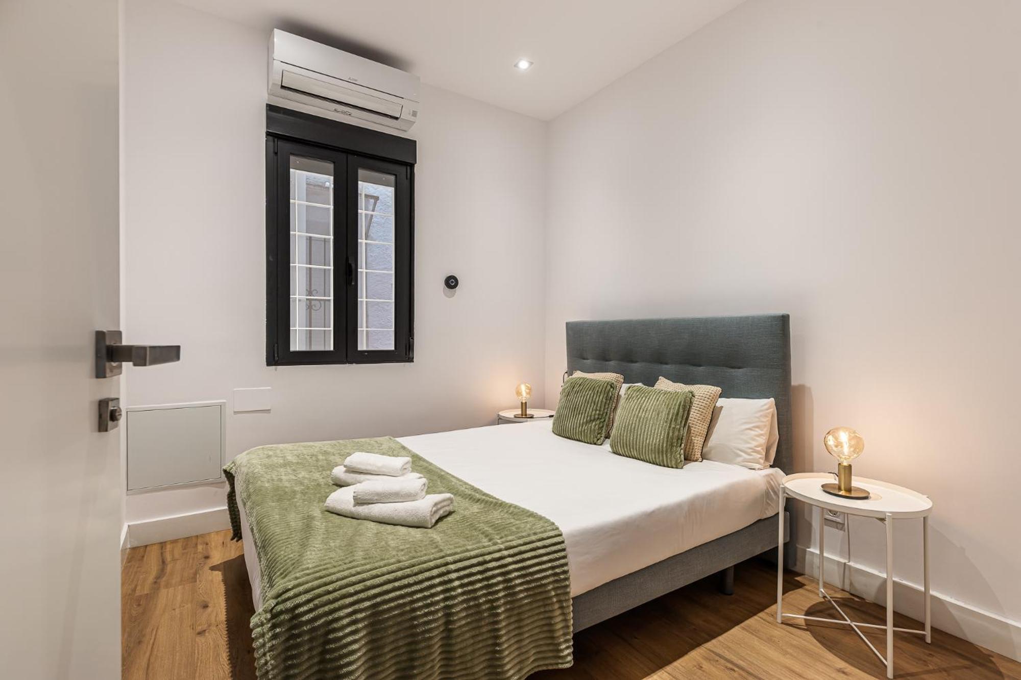 Waou Essence I Anton Martin Apartment Madrid Luaran gambar