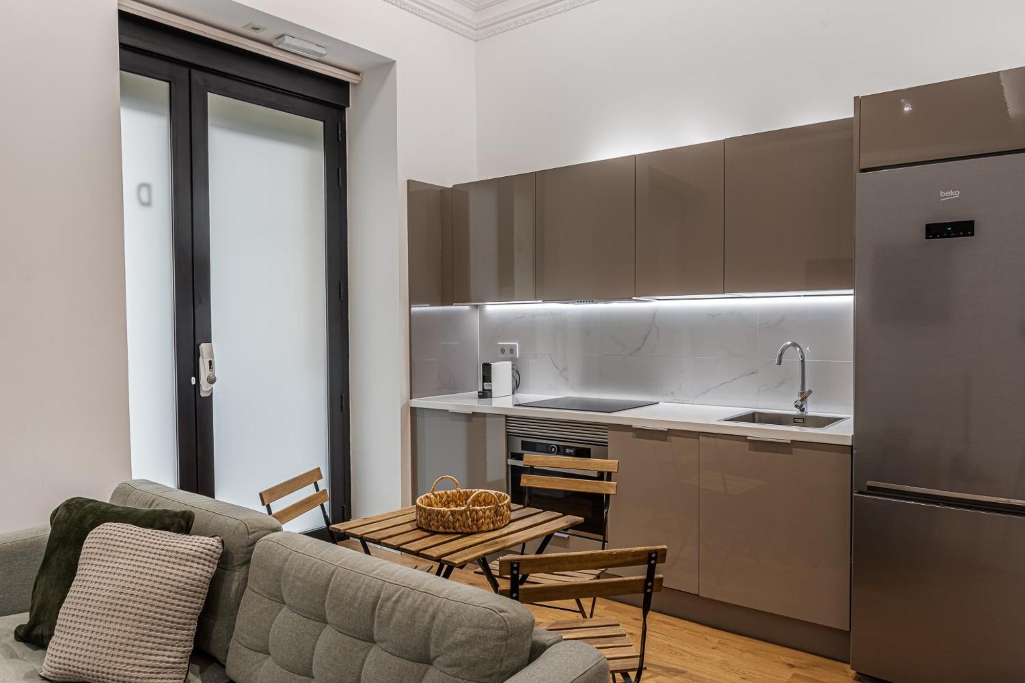 Waou Essence I Anton Martin Apartment Madrid Luaran gambar